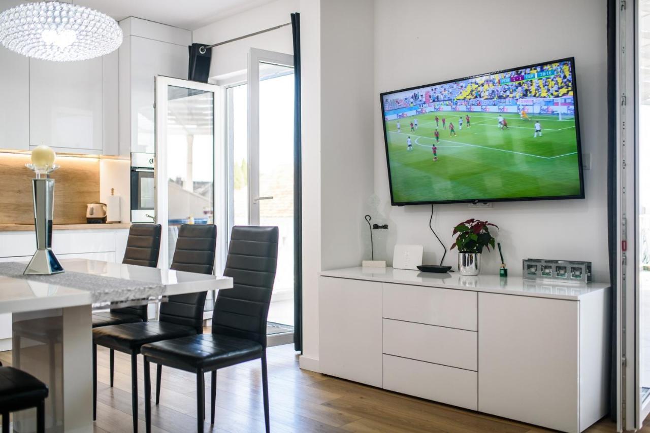 Aurora Seaview Apartment Млини Екстериор снимка