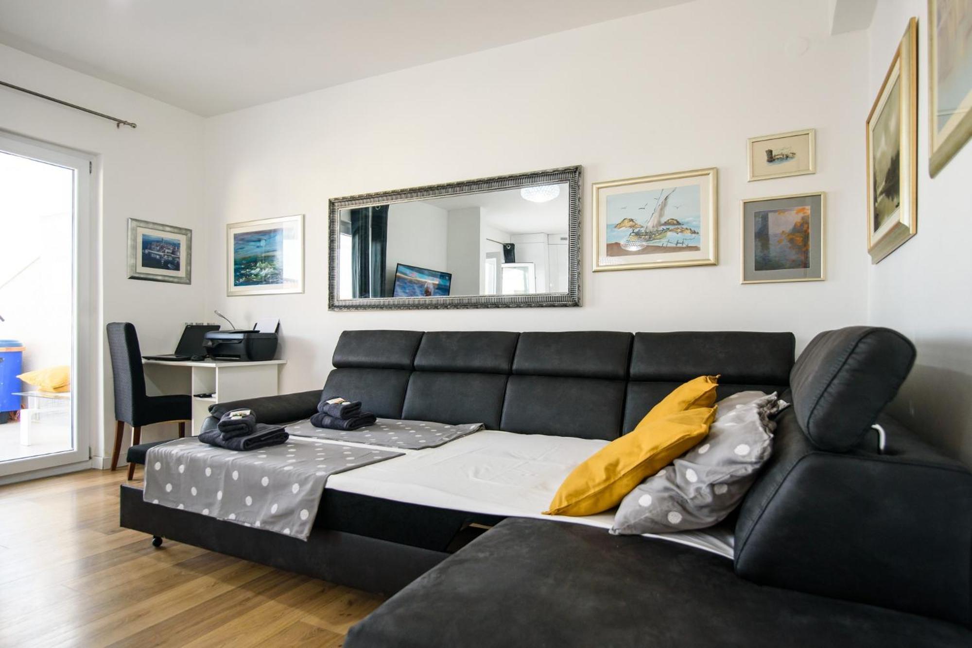 Aurora Seaview Apartment Млини Екстериор снимка