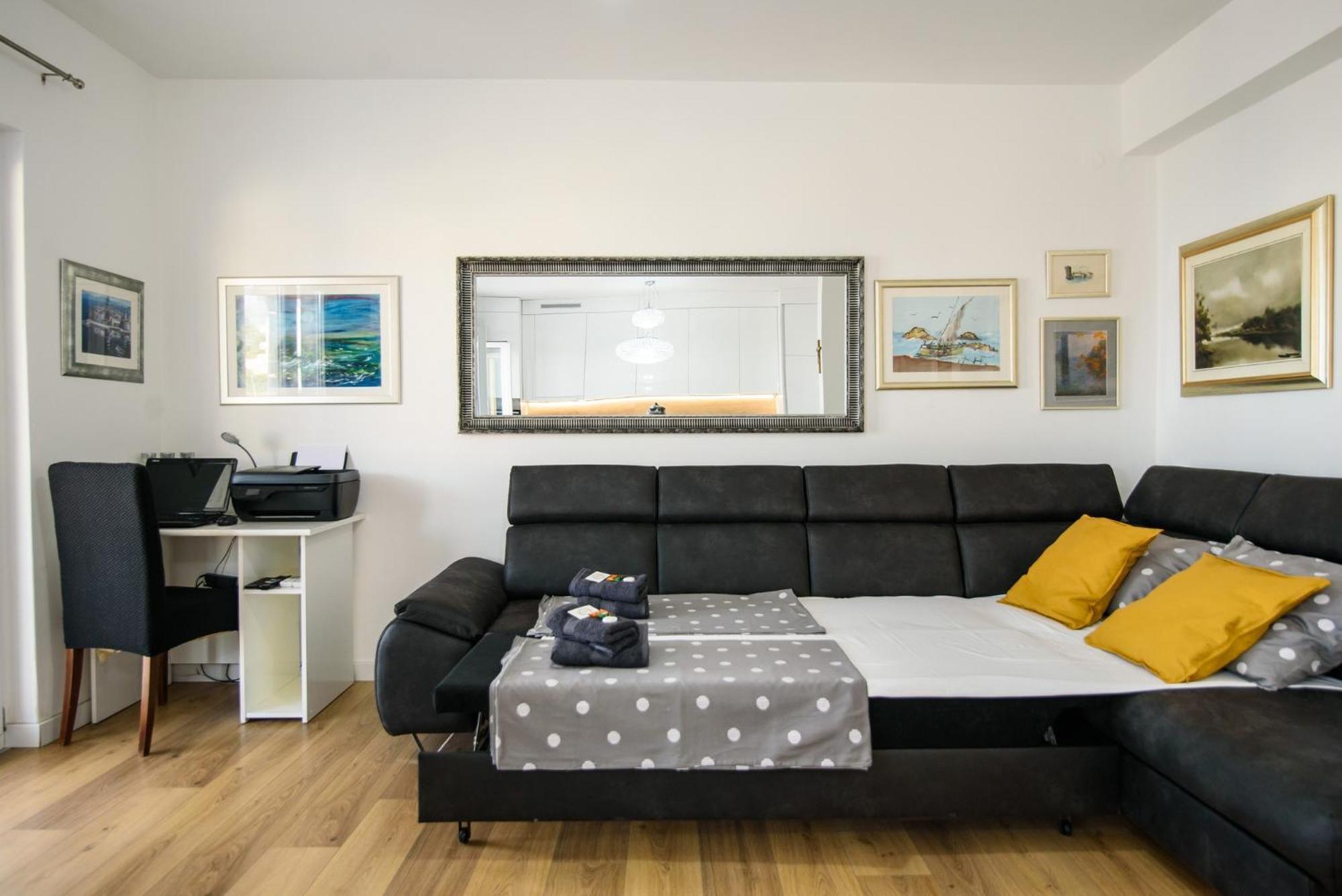 Aurora Seaview Apartment Млини Екстериор снимка