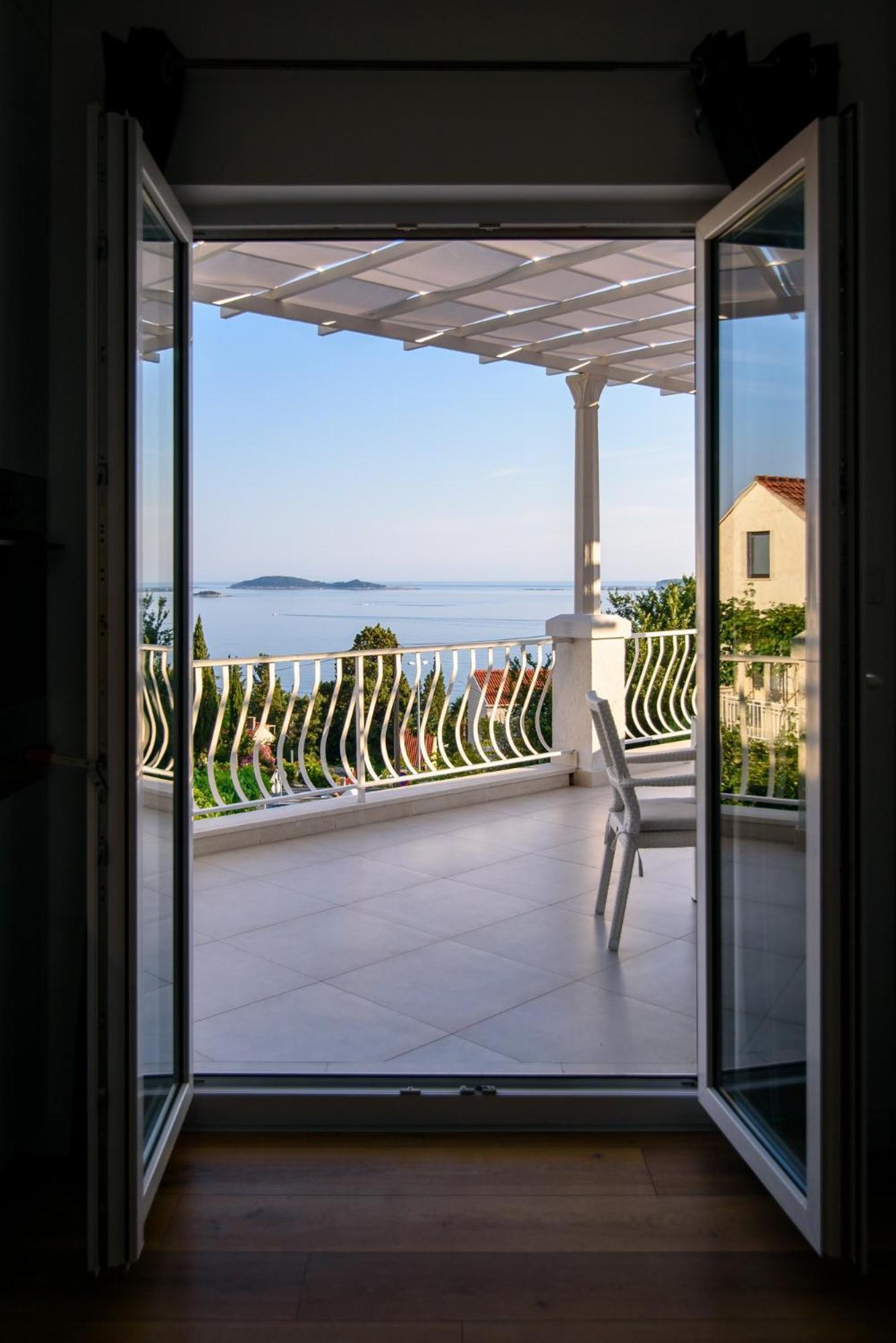 Aurora Seaview Apartment Млини Екстериор снимка